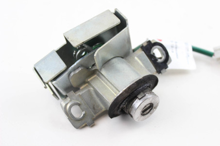 Личинка кришки багажника Lexus GS (L10) 2012-2018 6905530480 (37573)