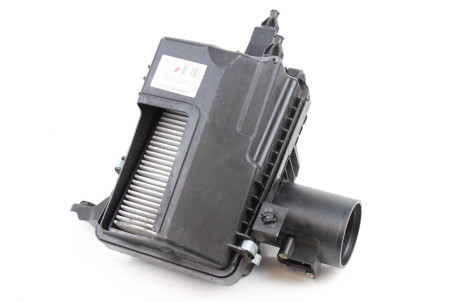 Корпус повітряного фільтра 2.5 14-17 USA Nissan X-Trail (T32-Rogue) 2014-2021 165004BA3A (37724)