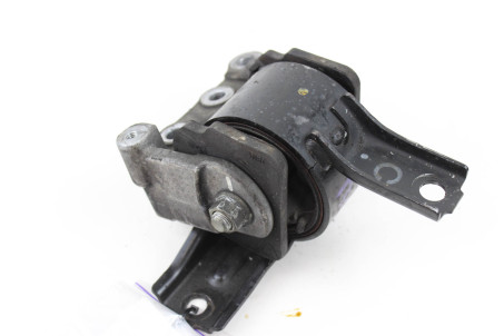 Подушка мотора правая 2.0 Mitsubishi Lancer X (CY) 2007-2013 MN101441 (37798)