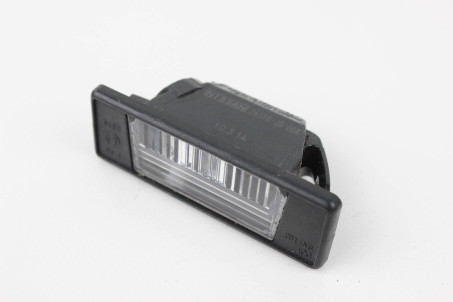 Підсвічування номера Nissan Juke (YF15) 2010-2019 265108990G (38142)