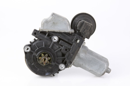 Моторчик стеклоподъёмника передний левый 7pin Toyota RAV-4 III 2005-2012 8572042110 (38369)