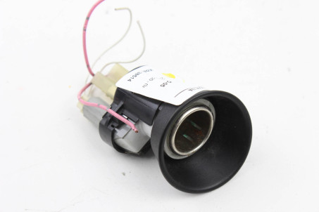 Прикурювач Toyota RAV-4 II 2000-2005 8550028050 (38514)