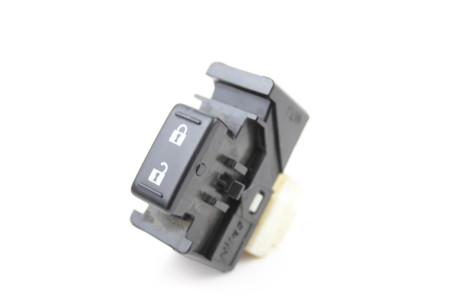 Кнопка центрального замка RH Subaru Outback (BS/BN) 2014-2020 83078AJ000 (38598)