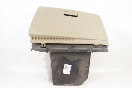 Бардачок бежевий Arab Nissan Tiida (C11) 2007-2013 68510EE90B (39190)