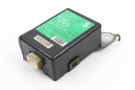 Блок керування центральним замком безключовий доступ Toyota RAV-4 III 2005-2012 8974042021 (39479)