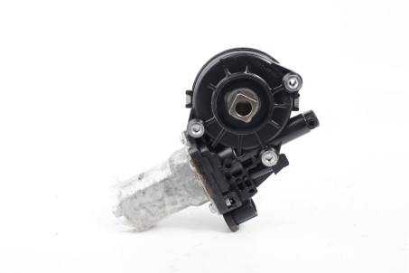 Моторчик стеклоподъёмника передний правый Suzuki Grand Vitara (JB) 2006-2017 8340165J01 (39575)