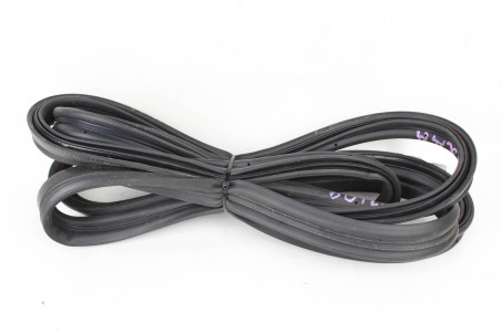 Ущільнювач кришки багажника Mitsubishi Outlander Sport 2011-2022 USA 5815A133 (39880)