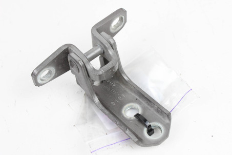 Петля двері передньої лівої верх Mitsubishi Outlander Sport 2011-2022 USA 5702A063 (39955)