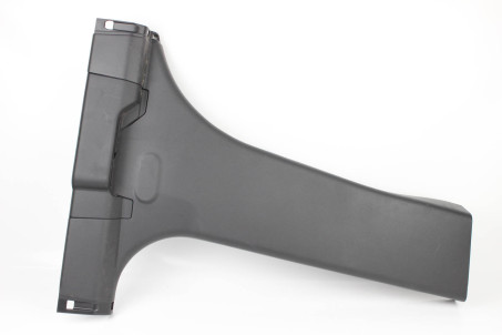 Накладка стійки средняя нижняя правая Mitsubishi Outlander Sport 2011-2022 USA 7211A142XB (40138)