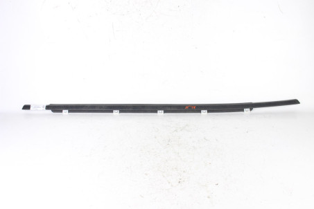 Молдинг скла двері задній лівий Kia Optima (JF) 2015-2020 83210D4000 (40272)