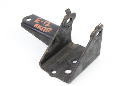 Кронштейн подушки двигателя левый 1.6 Toyota Corolla E12 (E120) 2000-2006 1232522100 (40442)