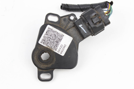 Датчик положения селектора АКПП Nissan Pathfinder (R52) 2014-2020 M402982 / 3WX2D (40456)