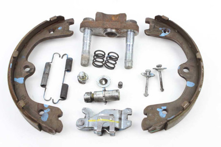 Механізм гальмівний лівий Nissan Pathfinder (R52) 2014-2020 D40603JA0C (40472)