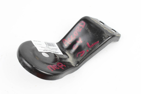 Кронштейн задней балки левый (передний) Honda Accord (CV) 2018- 50366TVAA01 (41046)