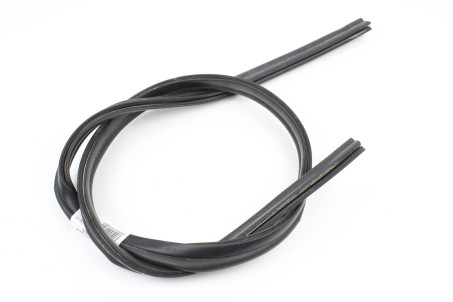 Ущільнювач капота Honda Accord (CV) 2018- 74143TVAA01 (41130)