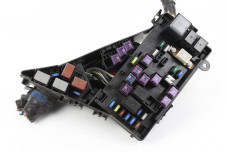 Блок запобіжників двигуна 1.6 Subaru Impreza (GJ/GP) 2011-2017 22765AF960 (41716)