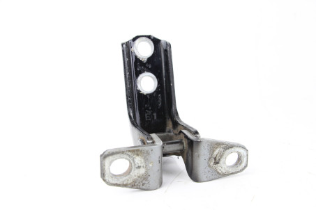 Петля двері задньої правої низ Mitsubishi ASX 2010-2022 5702A005 (41734)