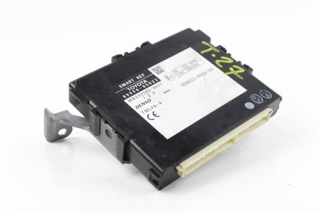 Блок керування центральним замком Toyota Avensis T27 (T270) 2009-2018 8999005023 (42038)