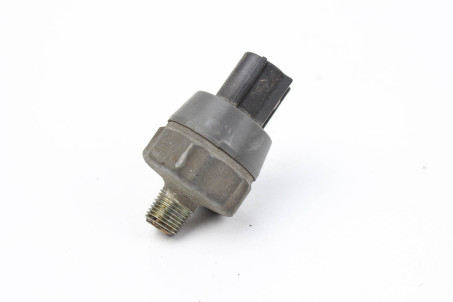 Датчик давления масла 2.0 ie Nissan X-Trail (T30) 2002-2007 252404M400 (42147)