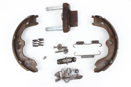 Механізм гальмівний лівий Nissan Altima (L33) 2012-2018 D40603TA0A (42354)