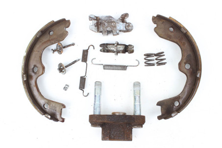 Механизм тормозной правый Nissan Altima (L33) 2012-2018 D40603TA0A (42355)