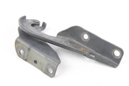 Петля капота левая Mitsubishi Outlander Sport 2011-2022 USA MN175241 (42458)