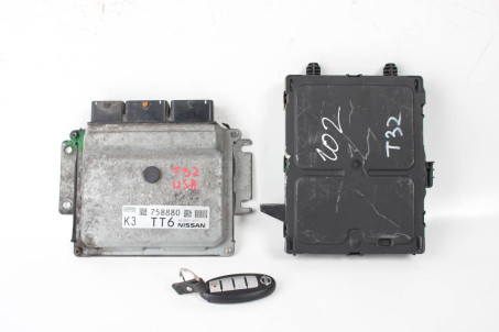 Блок керування двигуном комплект 2.5 CVT 17- USA Nissan X-Trail (T32-Rogue) 2014-2021 NEC021671 (42460)