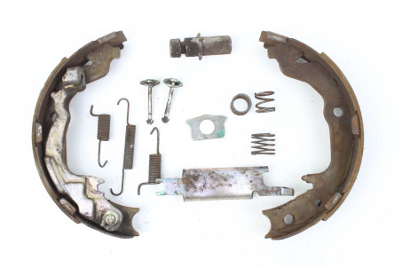 Механізм гальмівний правий -14 Mitsubishi Outlander Sport 2011-2022 USA 4800A041 (42467)