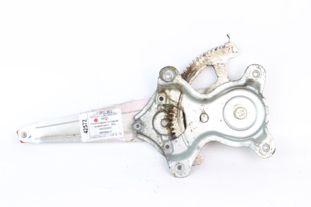 Стеклоподъёмник задний правый электр (без моторчика) Mitsubishi L200 2005-2015 MN182404 (42572)