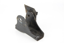 Кронштейн подушки двигателя передний Mitsubishi Outlander (CU) 2003-2008 MN113141 (42632)