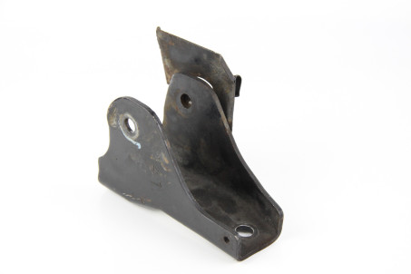 Кронштейн подушки двигателя передний Mitsubishi Outlander (CU) 2003-2008 MN113141 (42632)