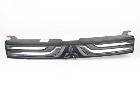 Решітка радіатора -15 EU Mitsubishi Outlander (GF) 2012- 7450A743 (42889)