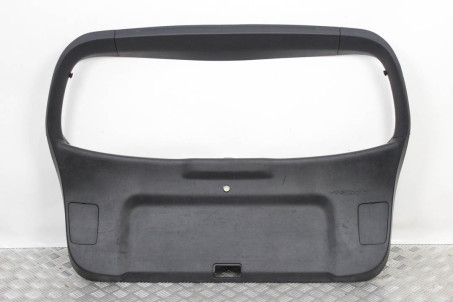 Обшивка кришки багажника с подсветкой Mitsubishi Outlander Sport 2011-2022 USA 7224A133 (43018)