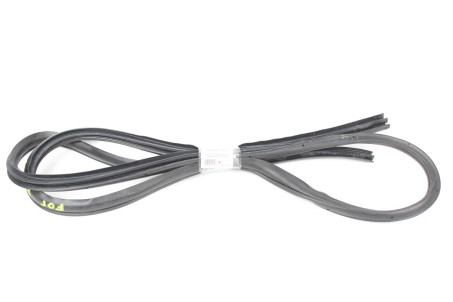 Ущільнювач двері передньої лівої Subaru Forester (SJ) 2012-2018 63571SG001 (43243)