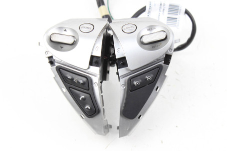 Кнопки керування на кермо Nissan Juke (YF15) 2010-2019 255501EL1A (43390)