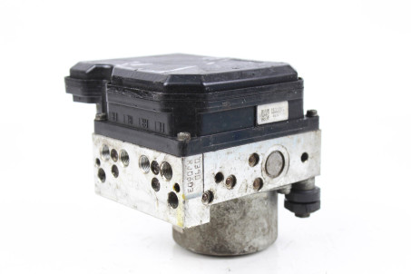 Блок ABS 1.6 XT Nissan Juke (YF15) 2010-2019 476601KCTA (43438)