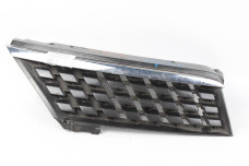 Решітка радіатора права дефект Nissan Tiida (C11) 2007-2013 62320ED000 (43673)