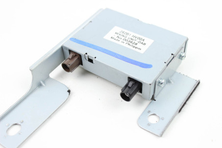 Усилитель антены Nissan Qashqai (J11- Rogue Sport) 2014-2022 282B1HV00A (43682)