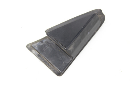 Уголок двери задней правой Nissan Tiida (C11) 2007-2013 78126EL100 (43793)