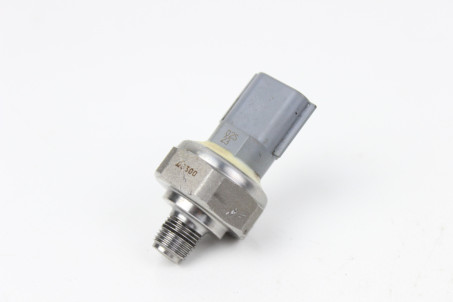 Датчик тиску масла 1.6 Nissan Versa/Note (E12) 2013-2017 250701MC0A (43994)