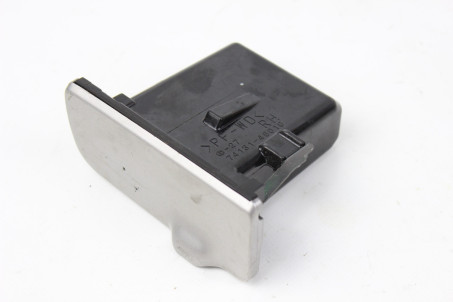 Попільничка RH Lexus RX (XU30) 2003-2008 7413148010 (44011)