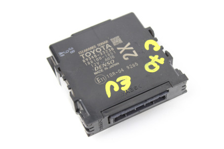 Блок управления Toyota Camry 70 (XV70) 2017-2024 8934033230 (44110)