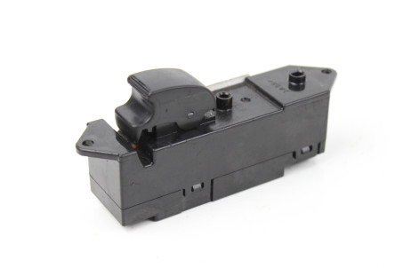 Кнопка склопідіймача одиночна Mitsubishi ASX 2010-2022 MR502237 (44383)