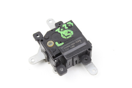 Кроковий двигун пічки нижній Toyota Avensis T27 (T270) 2009-2018 8710602120 (44429)