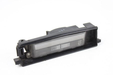 Подсветка номера Toyota RAV-4 II 2000-2005 8127142050 (44440)