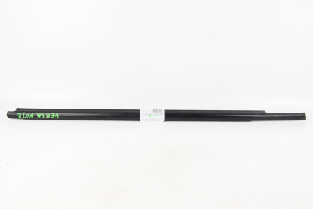 Молдинг скла двері задній правий Nissan Versa/Note (E12) 2013-2017 828203VA0A (44816)