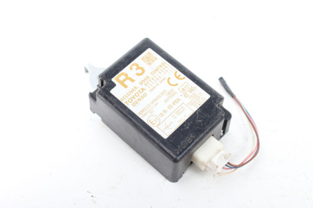 Блок управления дверями Toyota Camry 50 (XV50) 2011- 8974133501 (45368)