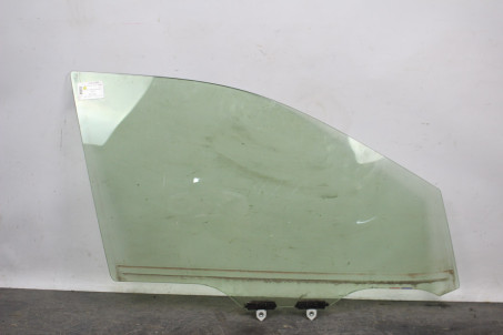 Стекло двери переднее правое Toyota RAV-4 V 2018- 6810142260 (45653)