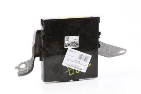 Блок управления Toyota Avensis T27 (T270) 2009-2018 8969005090 (45863)