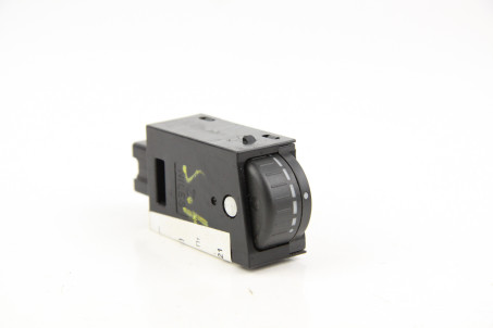 Регулятор подсветки приборной панели Subaru Forester (SH) 2008-2012 83002AG490 (46021)